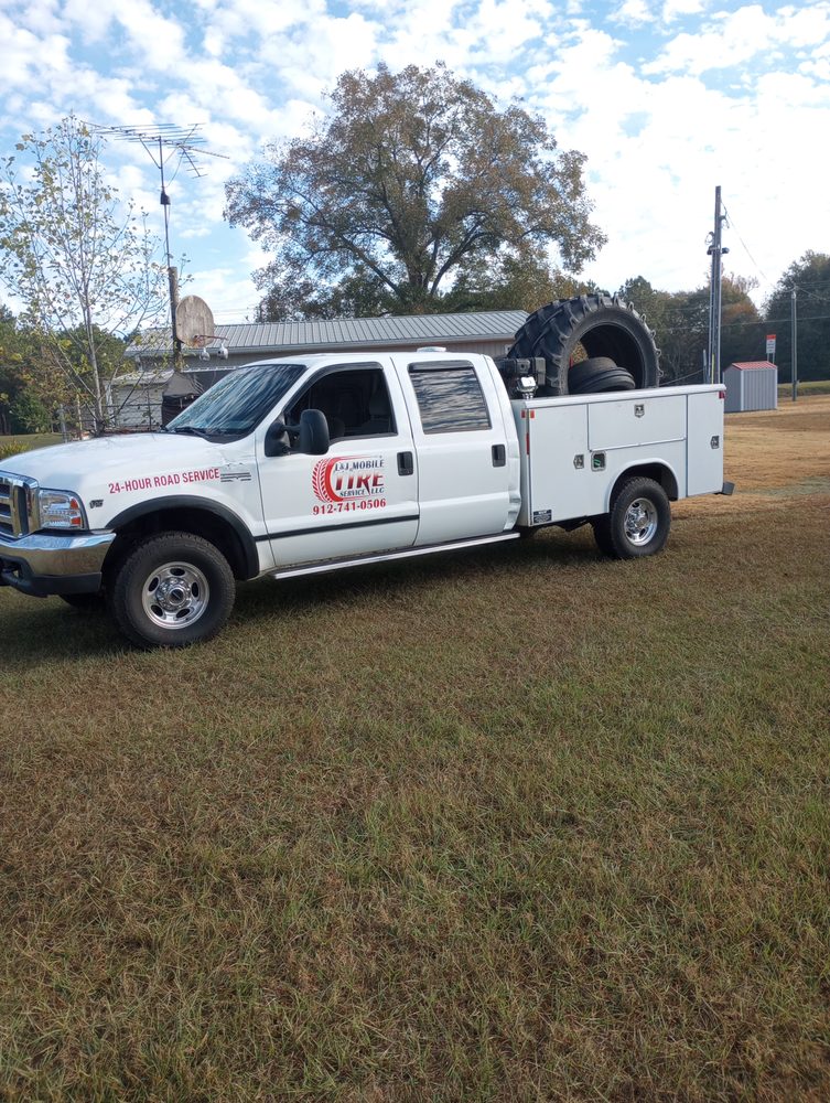 L&J's Tires LLC logo truck